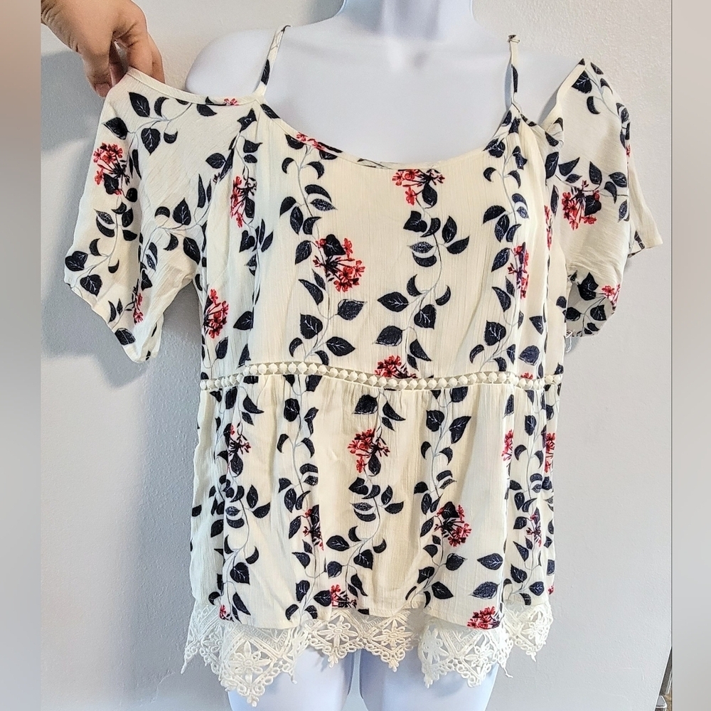 M NWT Skies Are Blue Langlock Cold Shoulder Coquette Boho Floral Lace Stitch Fix